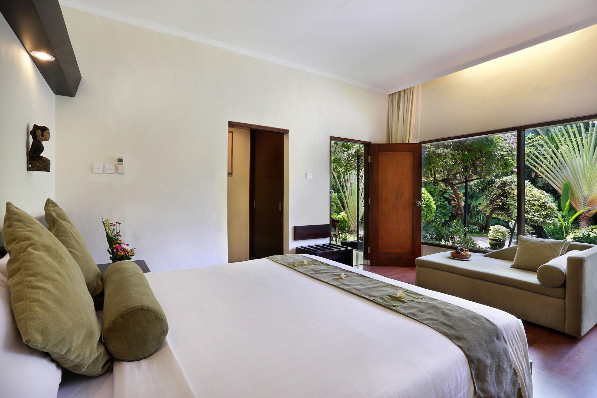Respati Beach Hotel Sanur Exterior foto